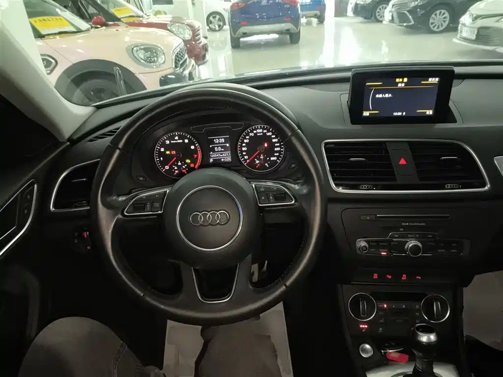 Audi Q3 2017 — фото 6