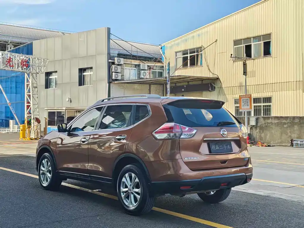 Nissan X-Trail 2015
