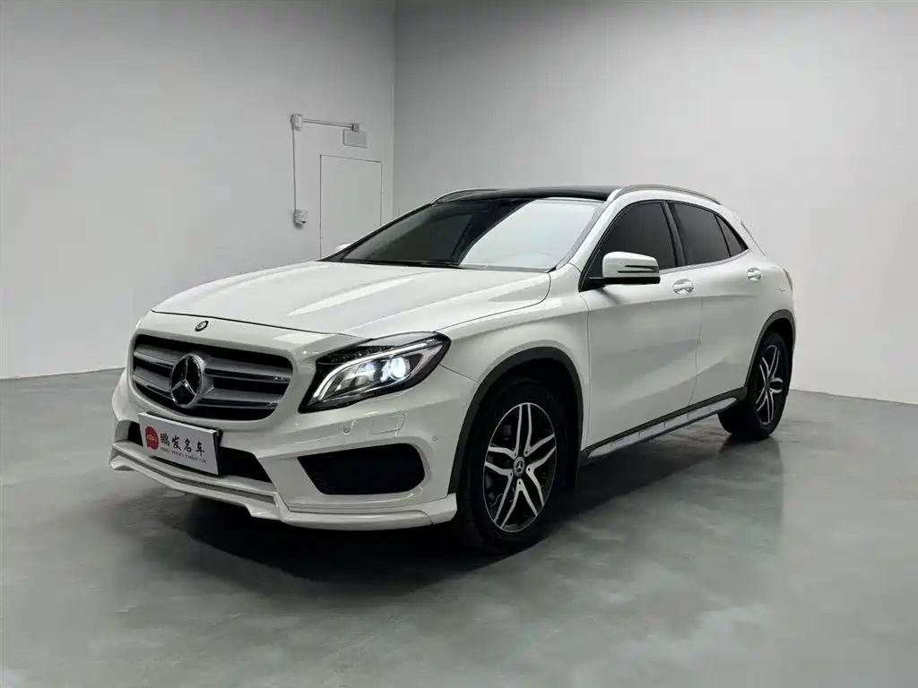 Mercedes-Benz GLA 2017 — фото 1