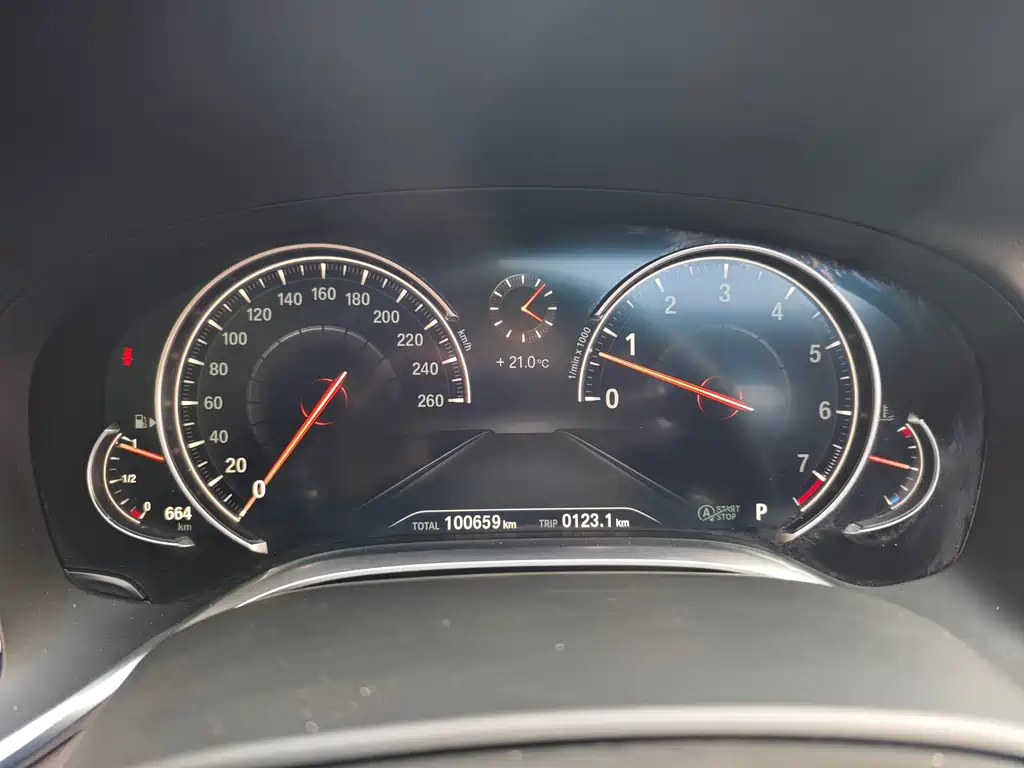 BMW 7 Series 2018 — фото 12