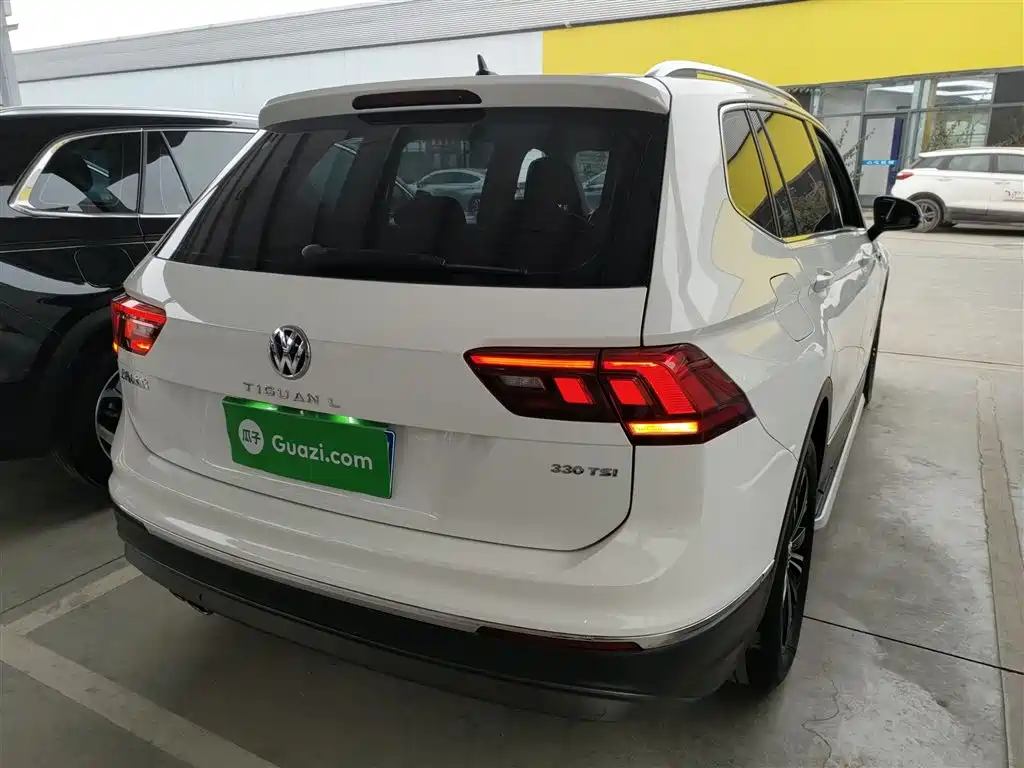 Volkswagen Tiguan L 2020 — фото 23