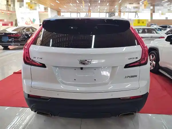 Cadillac XT4 2021