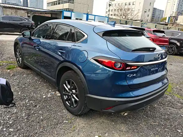 Mazda CX-4 2021