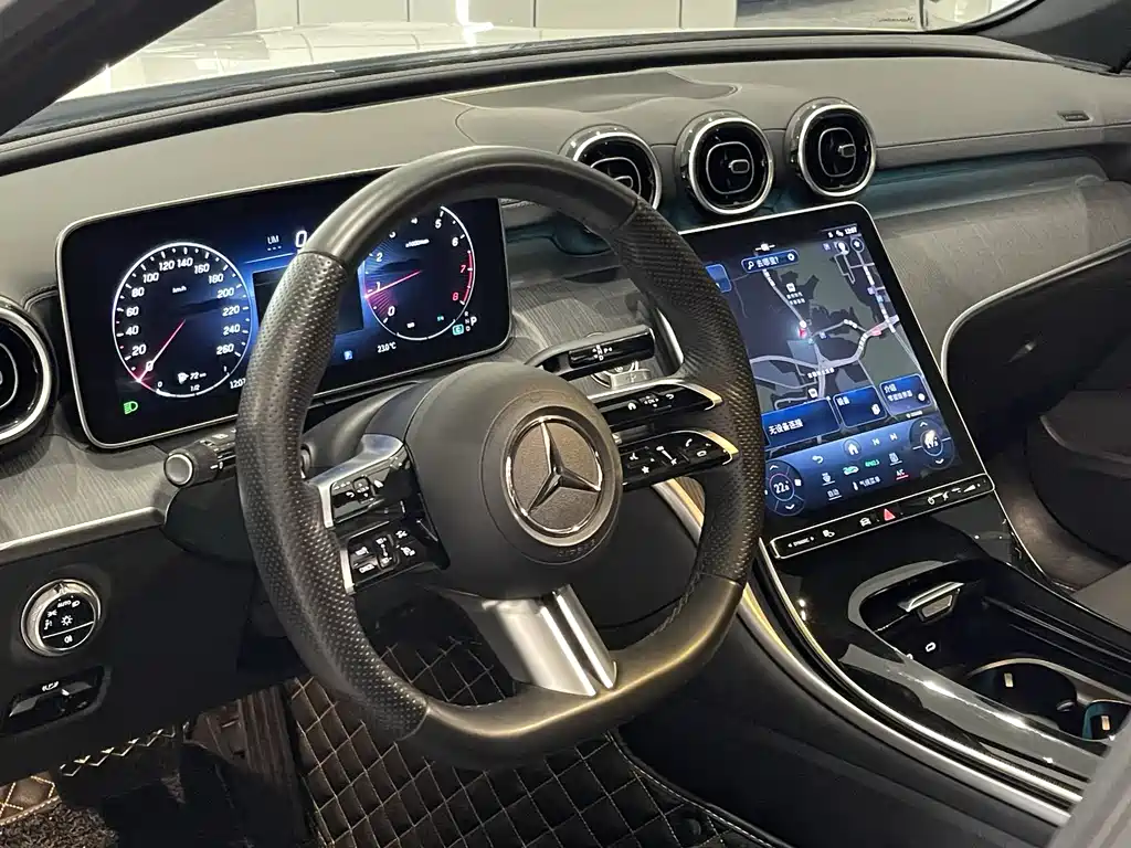 Mercedes-Benz C-Class 2023 — фото 5
