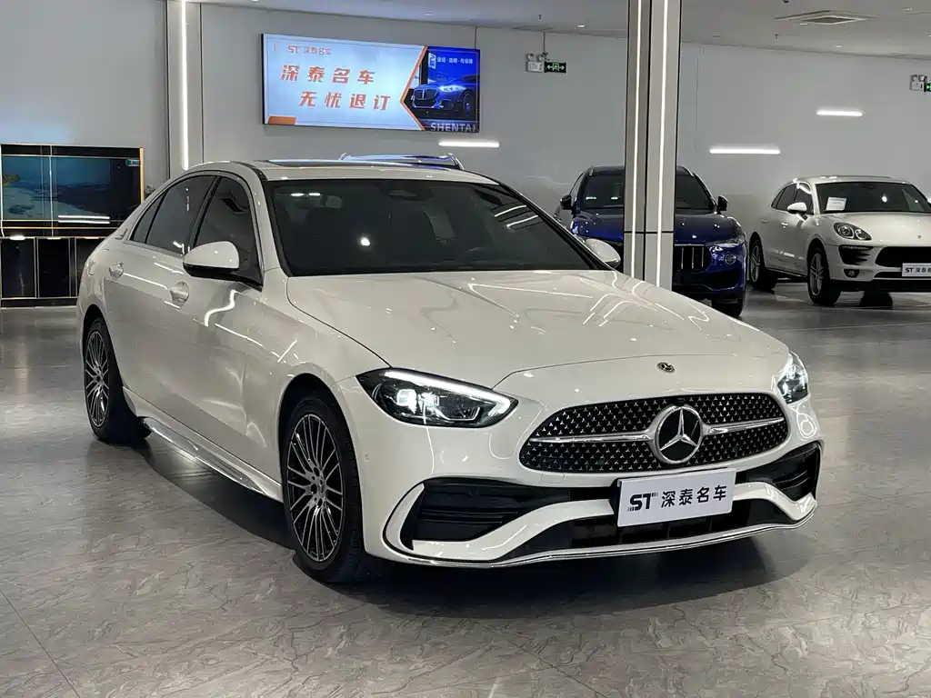 Mercedes-Benz C-Class 2023 — фото 3