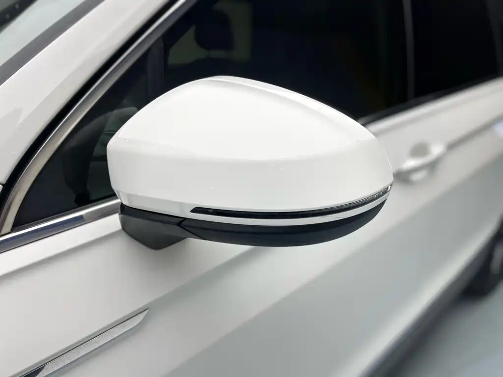 Volkswagen Tiguan L 2019 — фото 22