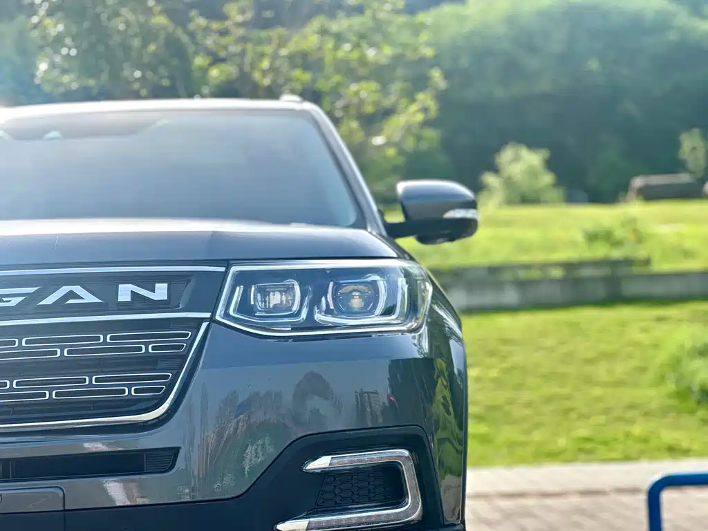 Changan CS95 2017 — фото 10