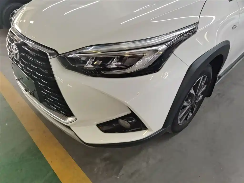Toyota Yaris L 2020 — фото 24