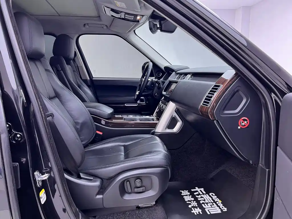 Land Rover Range Rover 2018 — фото 18