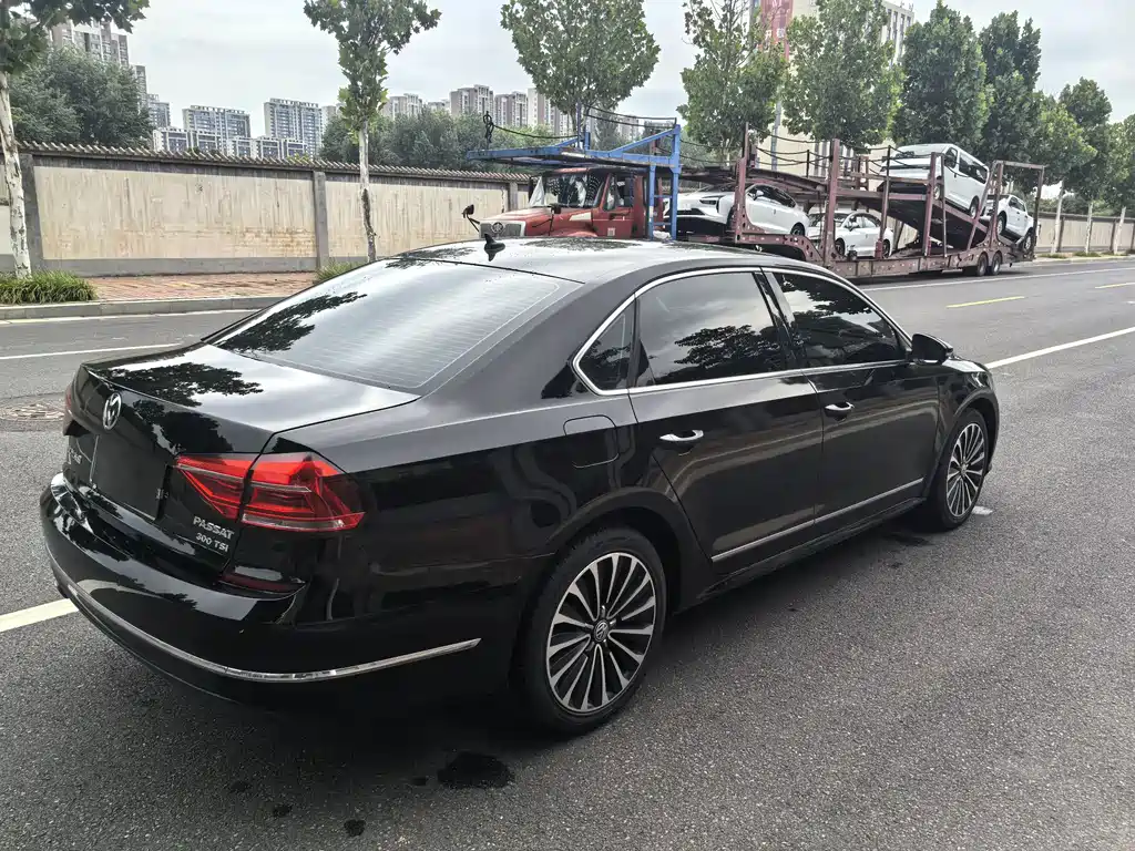 Volkswagen Passat 2019 — фото 14