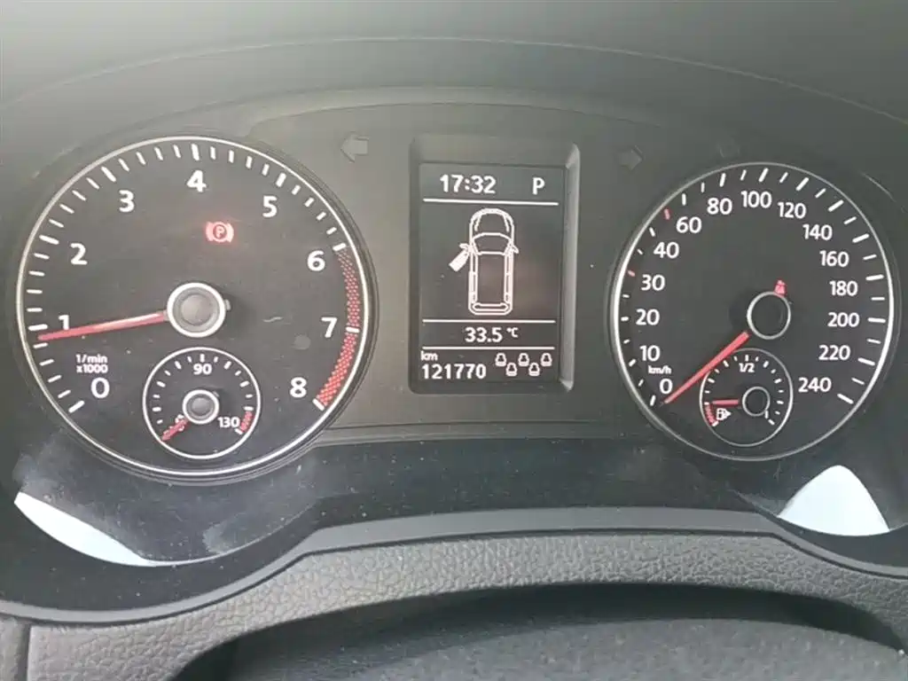 Volkswagen Sharan 2015 — фото 12