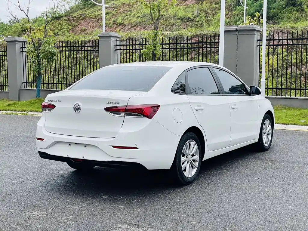 Buick Excelle 2021