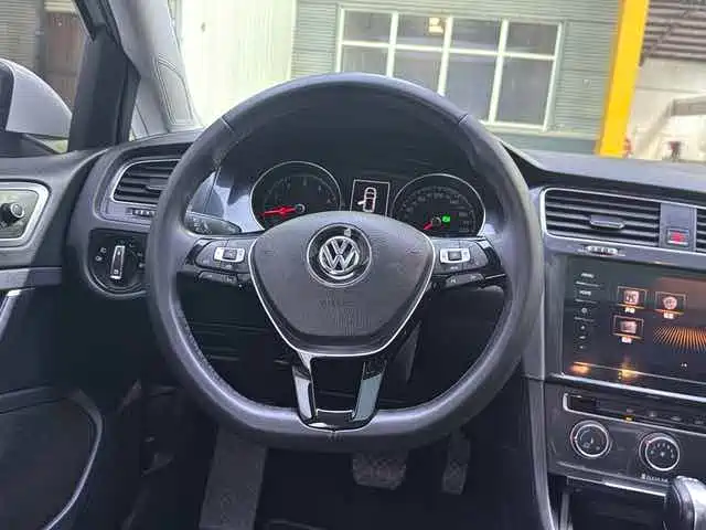 Volkswagen Golf 2020 — фото 13