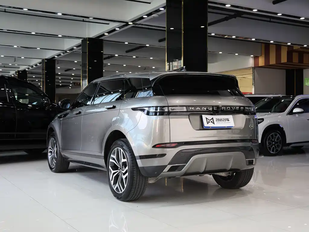 Land Rover Evoque 2021 — фото 18