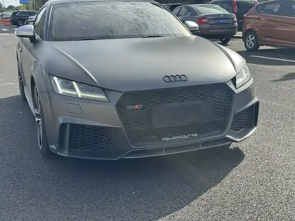 Audi TT 2015