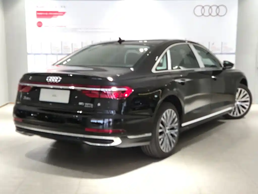Audi A8 2024