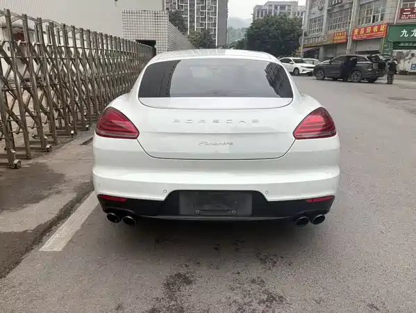 Porsche Panamera 2015