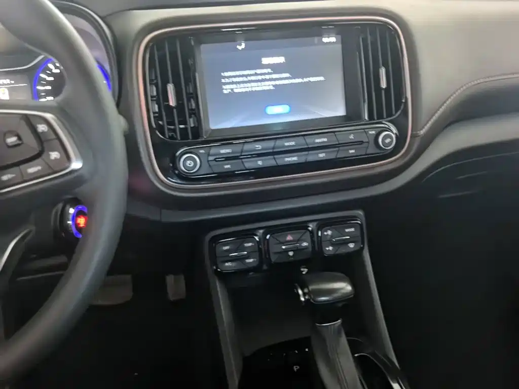 GAC Trumpchi GS3 2018 — фото 13