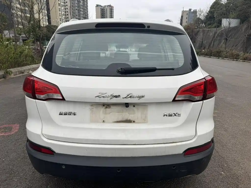 Zotye X5 2016 — фото 11