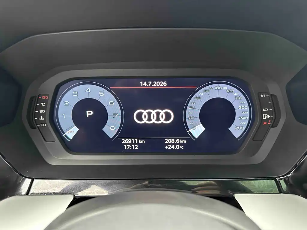 Audi A3 2023 — фото 18