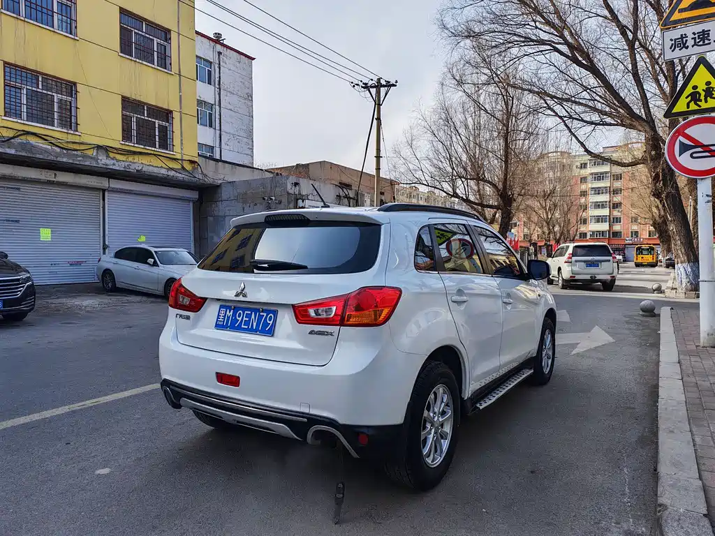 Mitsubishi ASX 2015 — фото 4