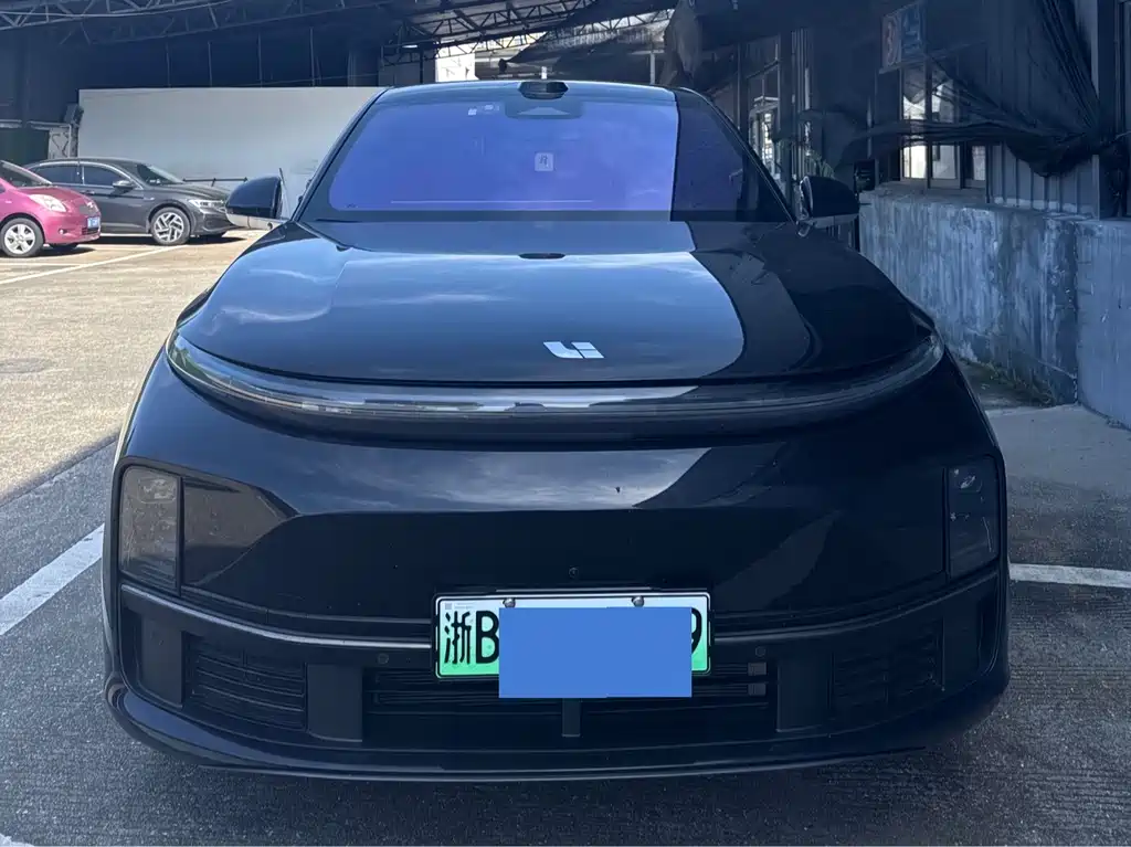 Li Auto Li L7 2025
