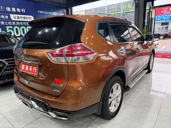 Nissan X-Trail 2014
