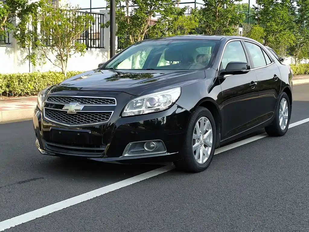 Chevrolet Malibu 2013 — фото 1