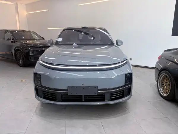 Li Auto L7 2025