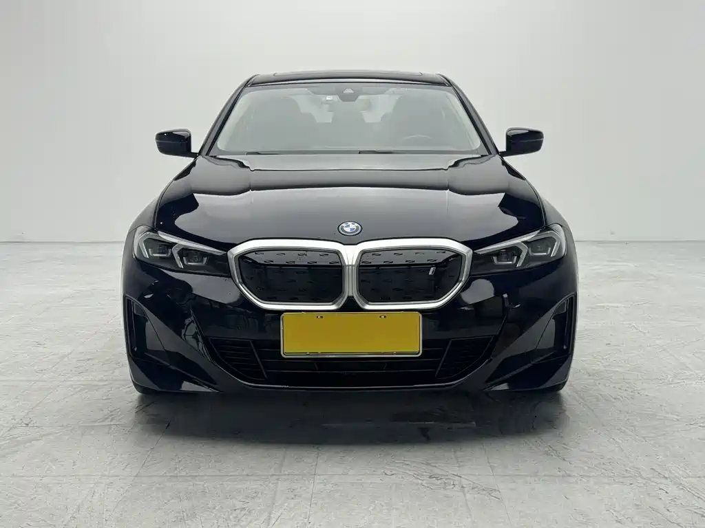 BMW i3 2023 — фото 1