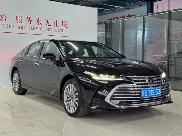 Toyota Avalon 2025