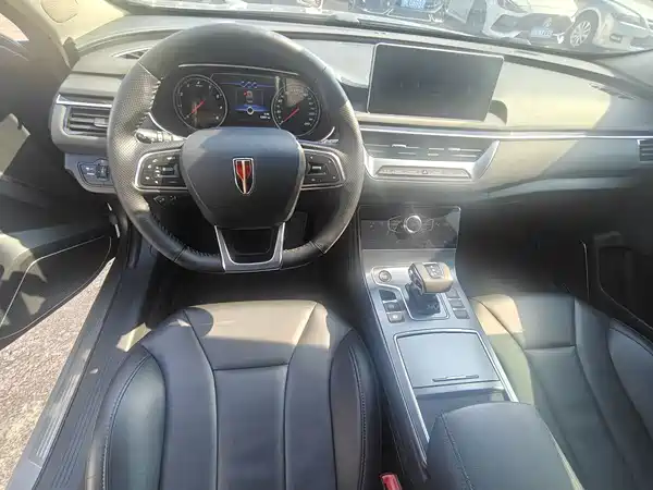 Hongqi H5 2022