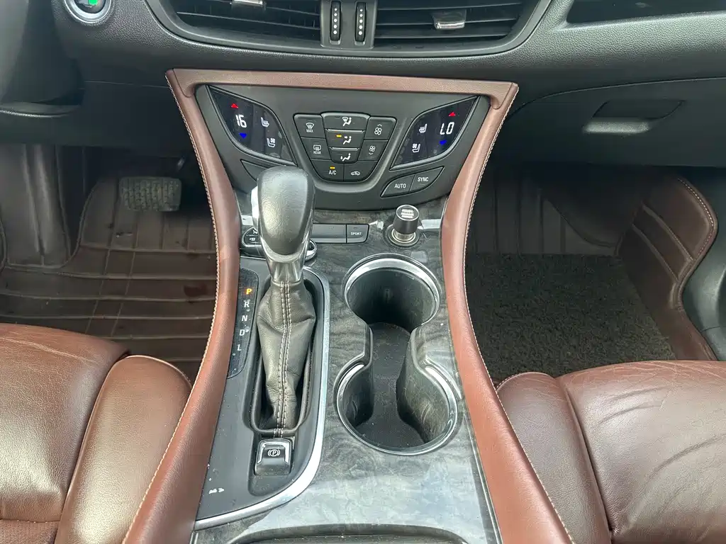 Buick Envision Plus 2015 — фото 18