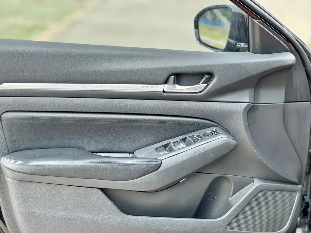 Nissan Teana 2019 — фото 12