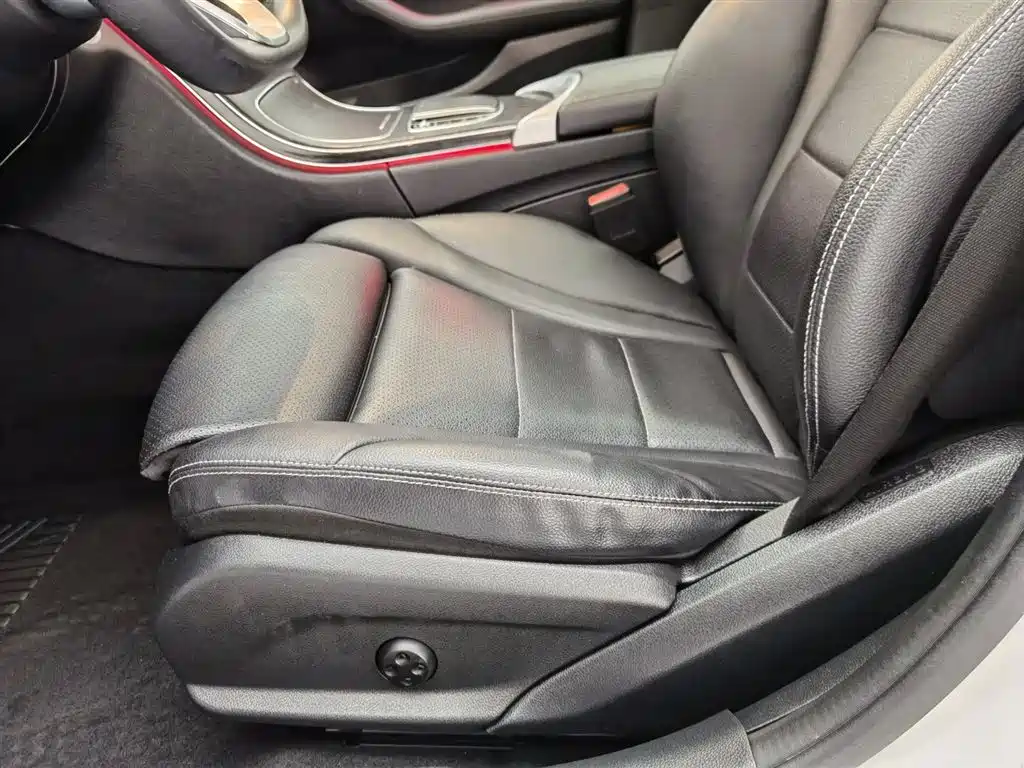 Mercedes-Benz C-Class 2019 — фото 20
