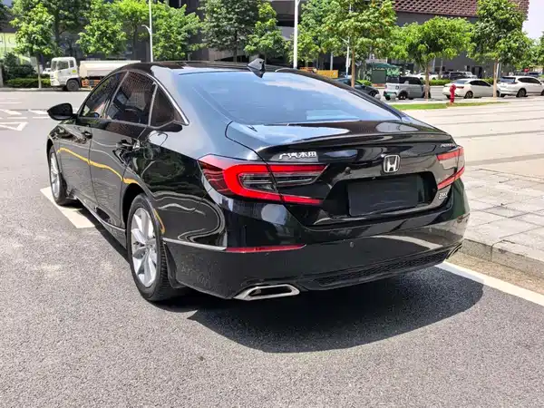 Honda Accord 2023
