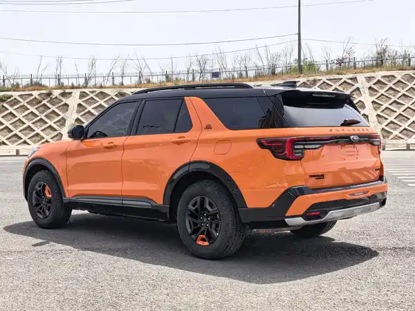 Ford Explorer 2024