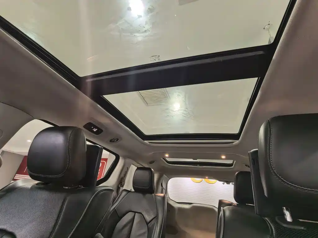 Chrysler Grand Voyager 2019 — фото 18