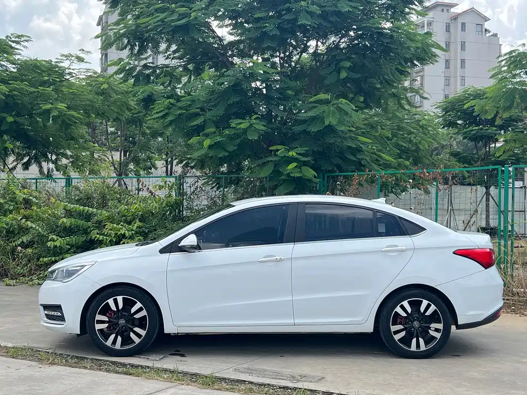 Chery Arrizo 5 2018