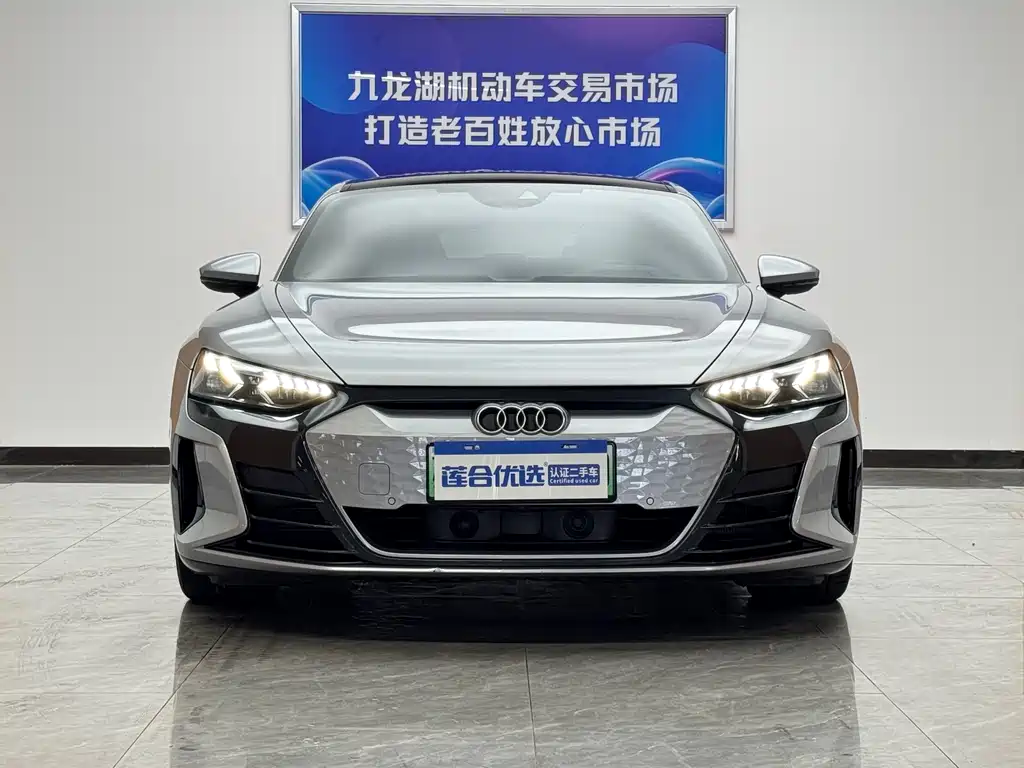 Audi e-tron GT 2024