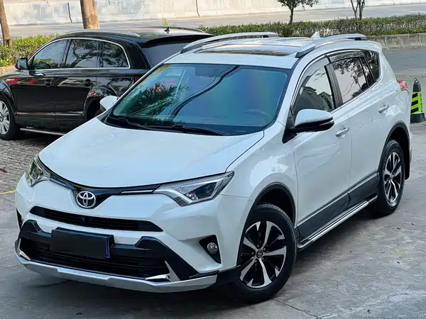 Toyota RAV4 2017