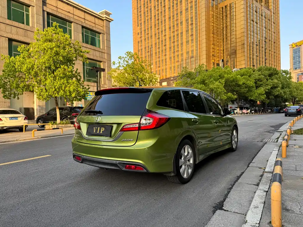 Honda Jade 2015 — фото 7