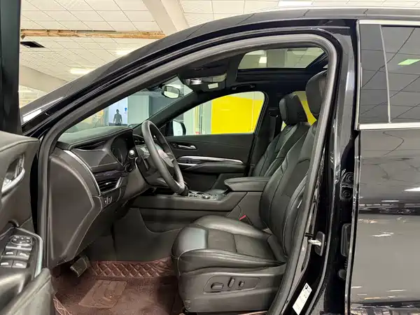 Cadillac XT4 2021