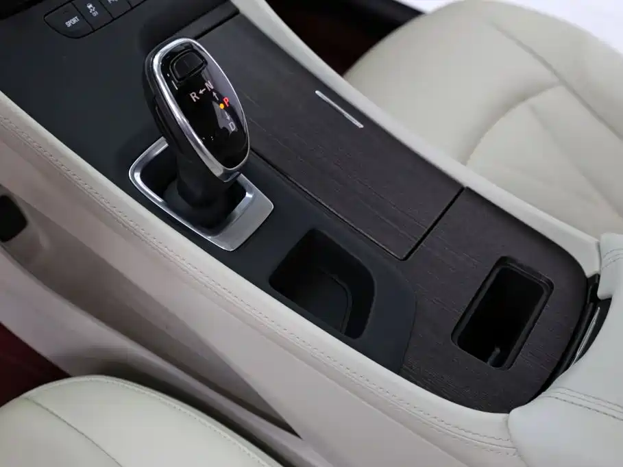 Buick LaCrosse 2020 — фото 12