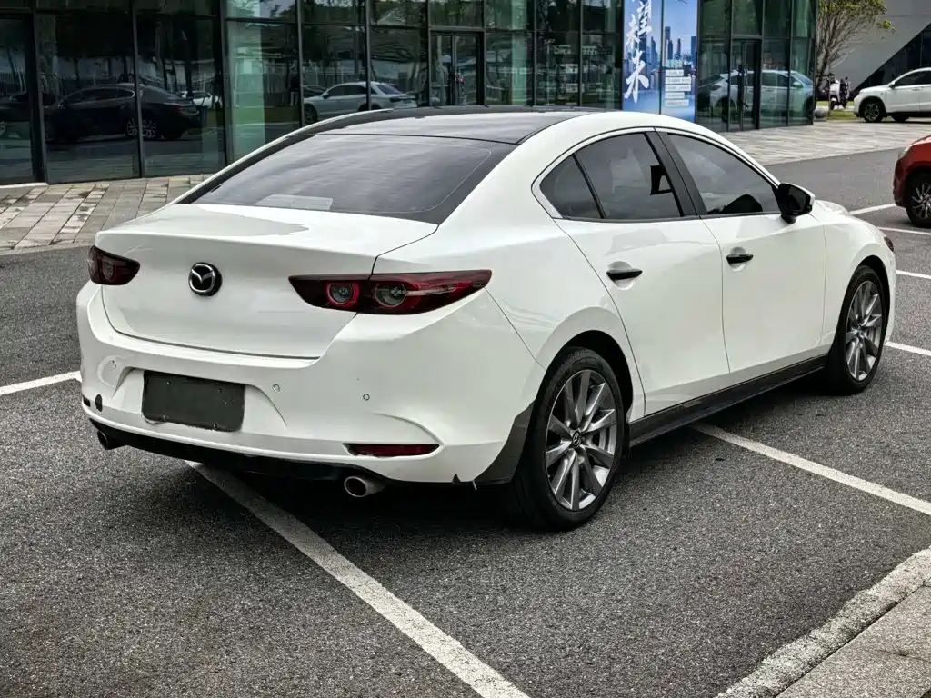 Mazda 3 Angkesela 2022