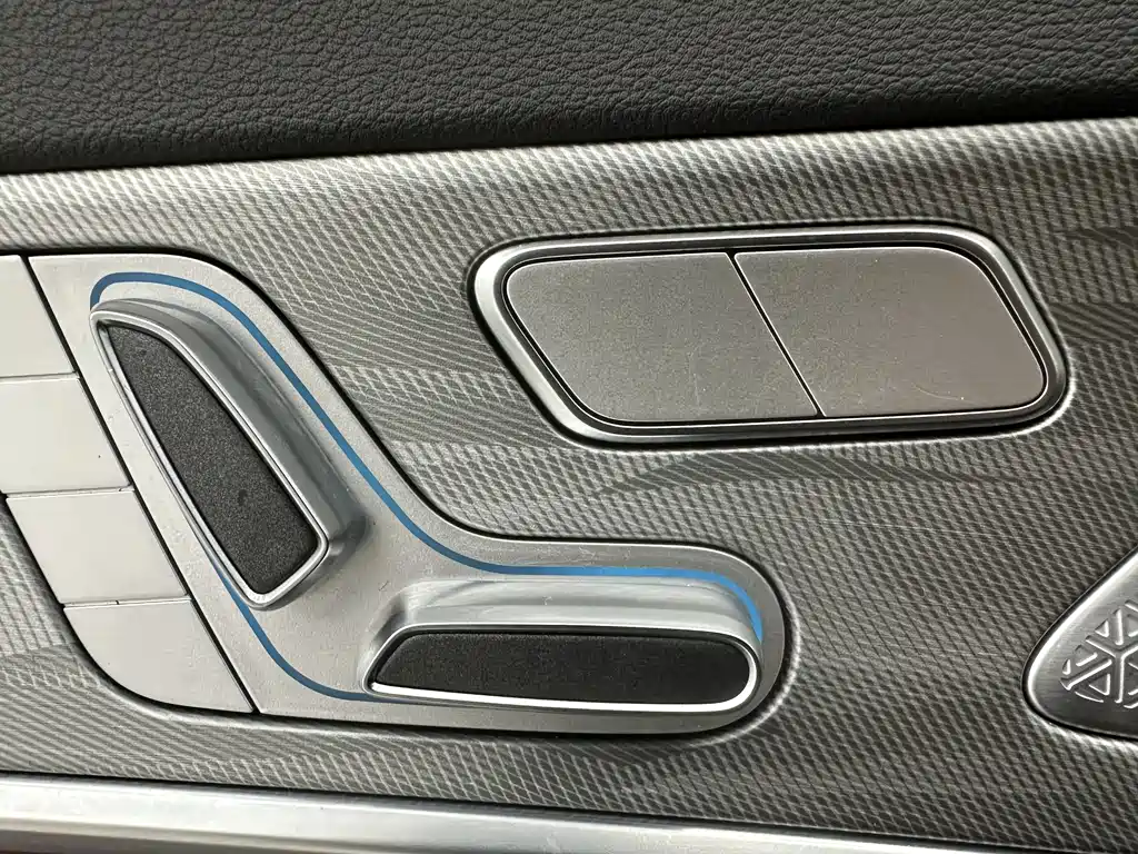 Jetour X70 PLUS 2023 — фото 12