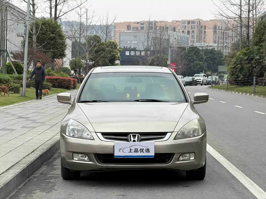 Honda Accord 2006 — фото 14