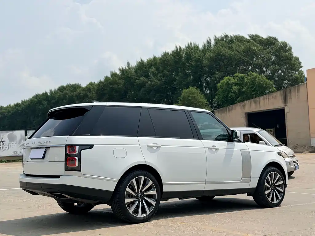 Land Rover Range Rover 2018 — фото 10