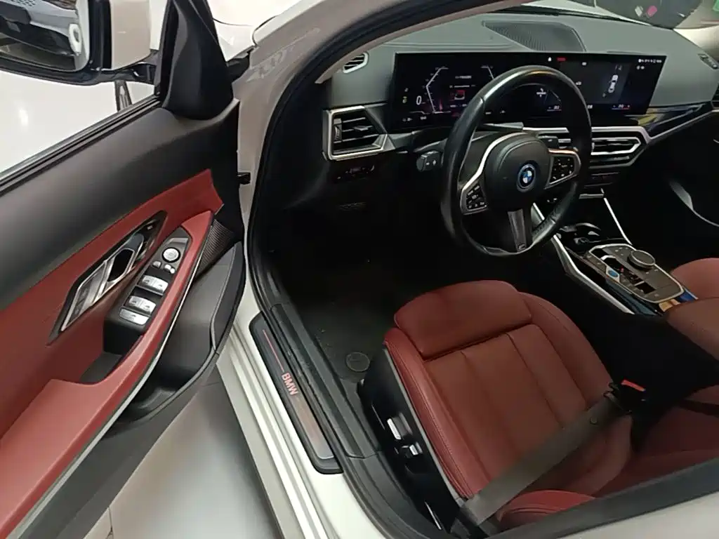 BMW i3 2023 — фото 16