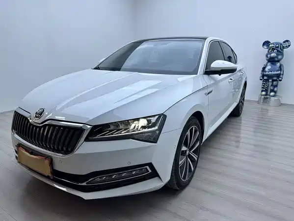 Skoda Superb 2022